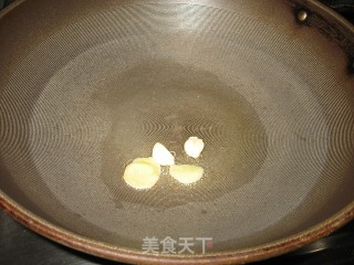 意大利瓜炒蘑菇的做法步骤：2