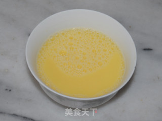 八个月宝宝的鸡蛋羹的做法步骤：2