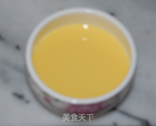 八个月宝宝的鸡蛋羹的做法步骤：2
