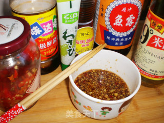 芥末西兰花拌蛋皮儿的做法步骤：2