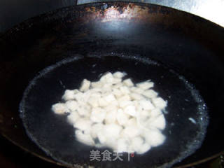 清脆五味藕丁的做法步骤：2