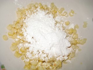 玉米烙的做法步骤：2