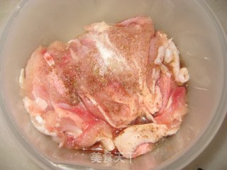 照烧鸡腿的做法步骤：2