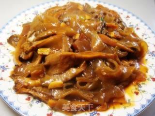香辣粉皮炖蘑菇的做法步骤：2