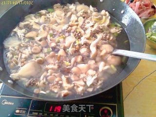 浓香菌菇汤的做法步骤：2