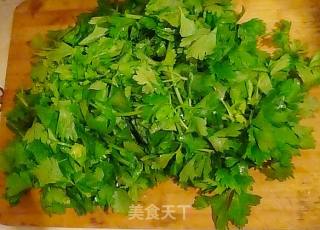 芹菜窝窝头的做法步骤：2