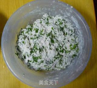 芹菜窝窝头的做法步骤：2