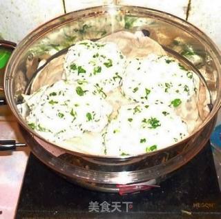 芹菜窝窝头的做法步骤：2