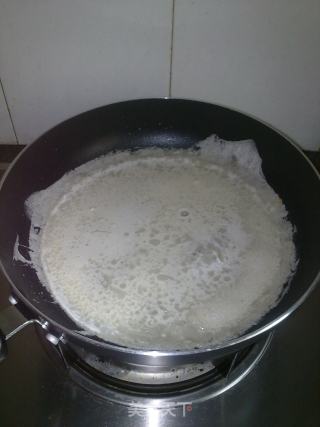 自制的QQ地瓜粉条的做法步骤：3