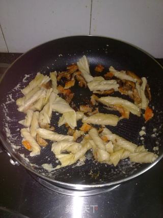 素牛肉卷煮双鲜的做法步骤：4