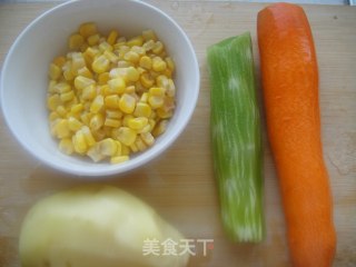 营养美味－－土豆玉米鲜汤的做法步骤：4