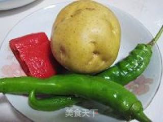 干煸土豆片的做法步骤：2