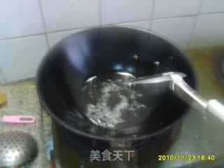香菇鸡腿肉的做法步骤：2