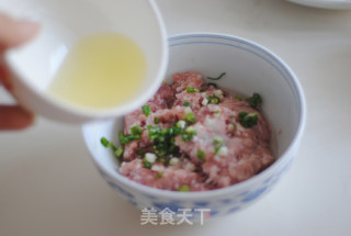 蛤蜊冬瓜肉丸汤——鲜掉眉毛的做法步骤：3