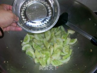 蛋花黄瓜的做法步骤：3