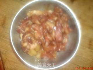韭黄小炒肉的做法步骤：2