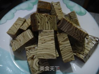 粉丝豆干炖小排的做法步骤：2