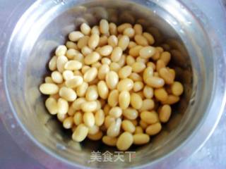 黄豆花生拌藕丁的做法步骤：3