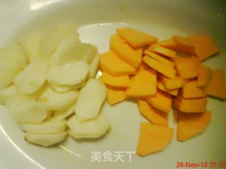 滋润蜂蜜糖水的做法步骤：2