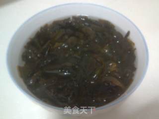 凉拌地皮菜的做法步骤：2