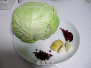 手撕包菜的做法步骤：2
