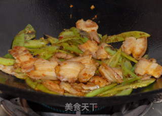 回锅肉的做法步骤：2