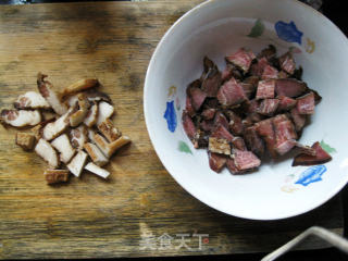 芋头青菜炒饭的做法步骤：2