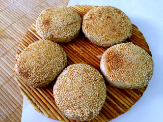 芝麻烧饼的做法
