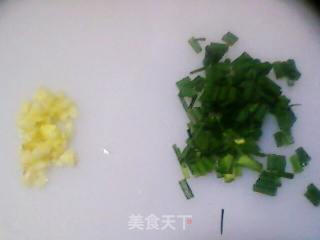清炒豆芽的做法步骤：2