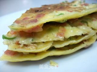 葱香腊肠鸡蛋饼的做法步骤：2