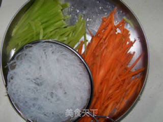 素拌三丝的做法步骤：2