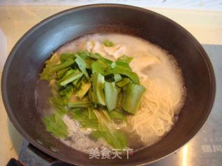 清汤饺子面的做法步骤：2