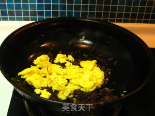 芽菜炒笨鸡蛋的做法步骤：4