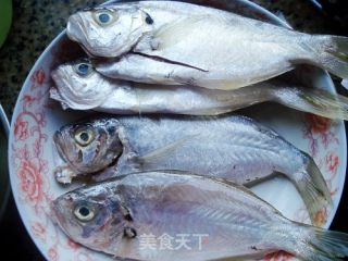 蒸海鱼的做法步骤：2