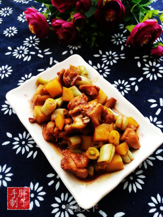 芸豆土豆炒鸡丁的做法