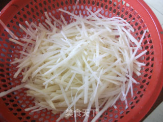 麻辣土豆丝的做法步骤：2