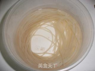 腊肉蒸粉条的做法步骤：2