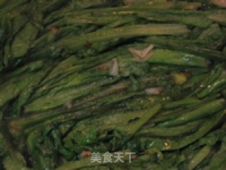 素炒油麦菜的做法步骤：2