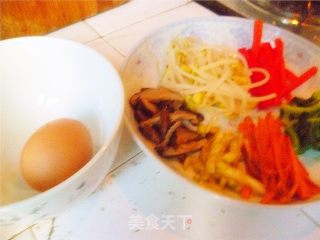 石锅拌饭的做法步骤：2