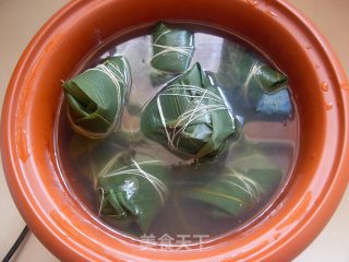 大红豆粽子的做法步骤：2