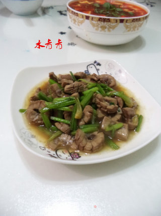 芹菜猪腰子的做法