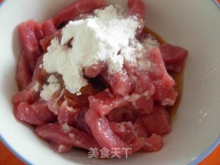 孜然牛肉条的做法步骤：2