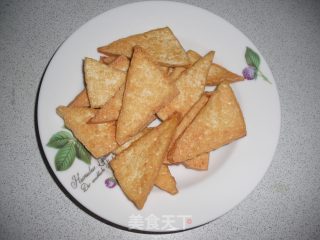 让您胃口大开的美食——尖椒木耳炒豆腐的做法步骤：3