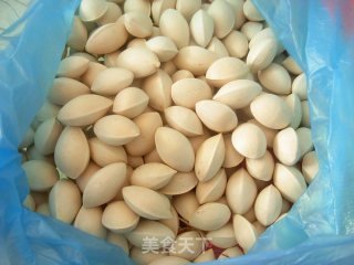 微波炉烤白果的做法步骤：2