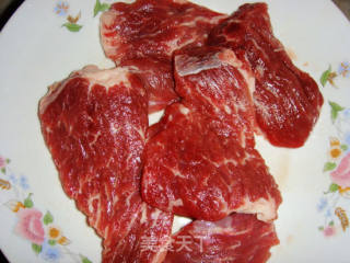 牛肉盖浇饭的做法步骤：2