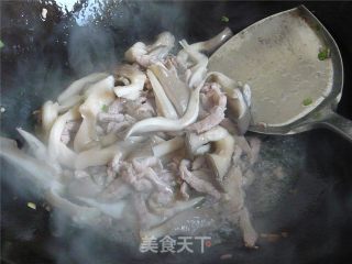 鲜汤粉的做法步骤：2