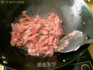 开胃莴苣瘦肉丝的做法步骤：2