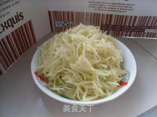 葱蒜土豆丝的做法