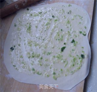 早餐葱油饼的做法步骤：3