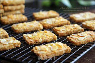 健康又美味的燕麦杏仁酥饼的做法